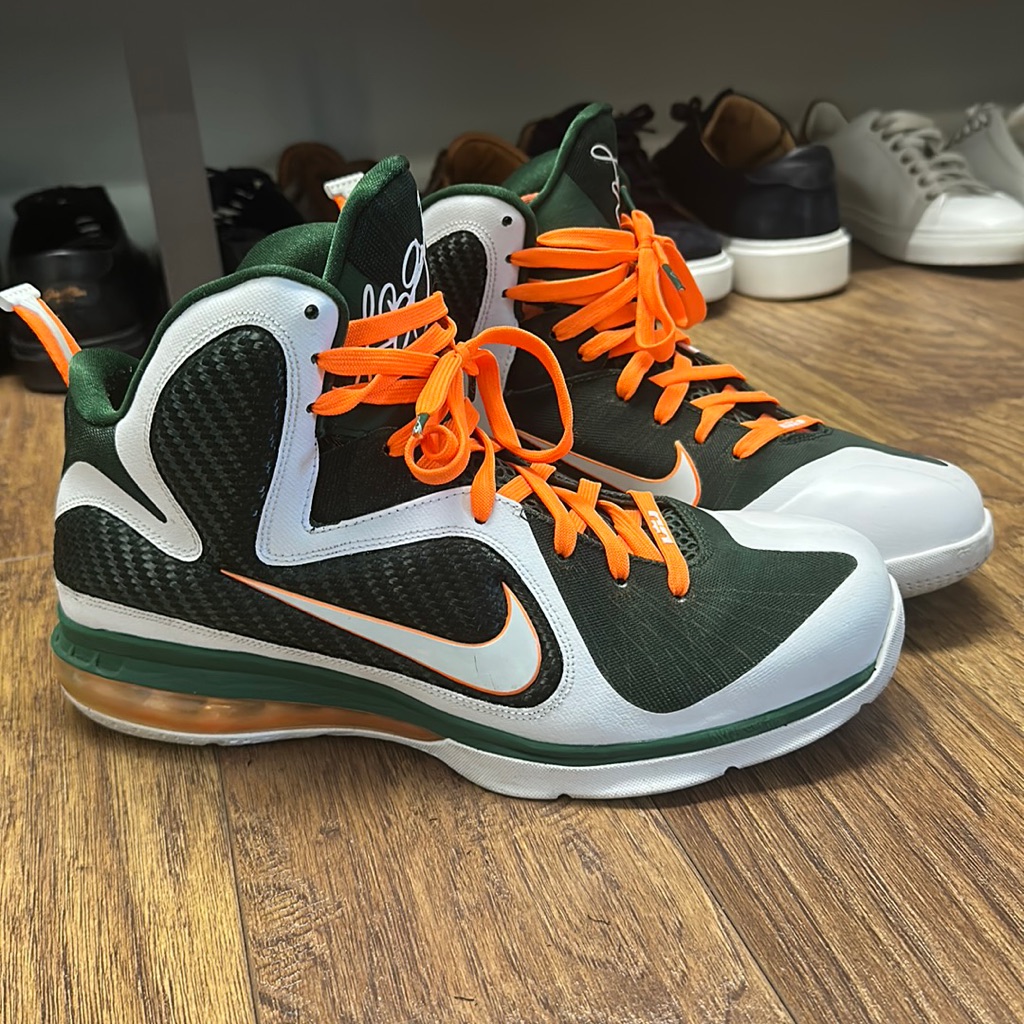 Lebron 9 Miami Hurricanes Size 11.5